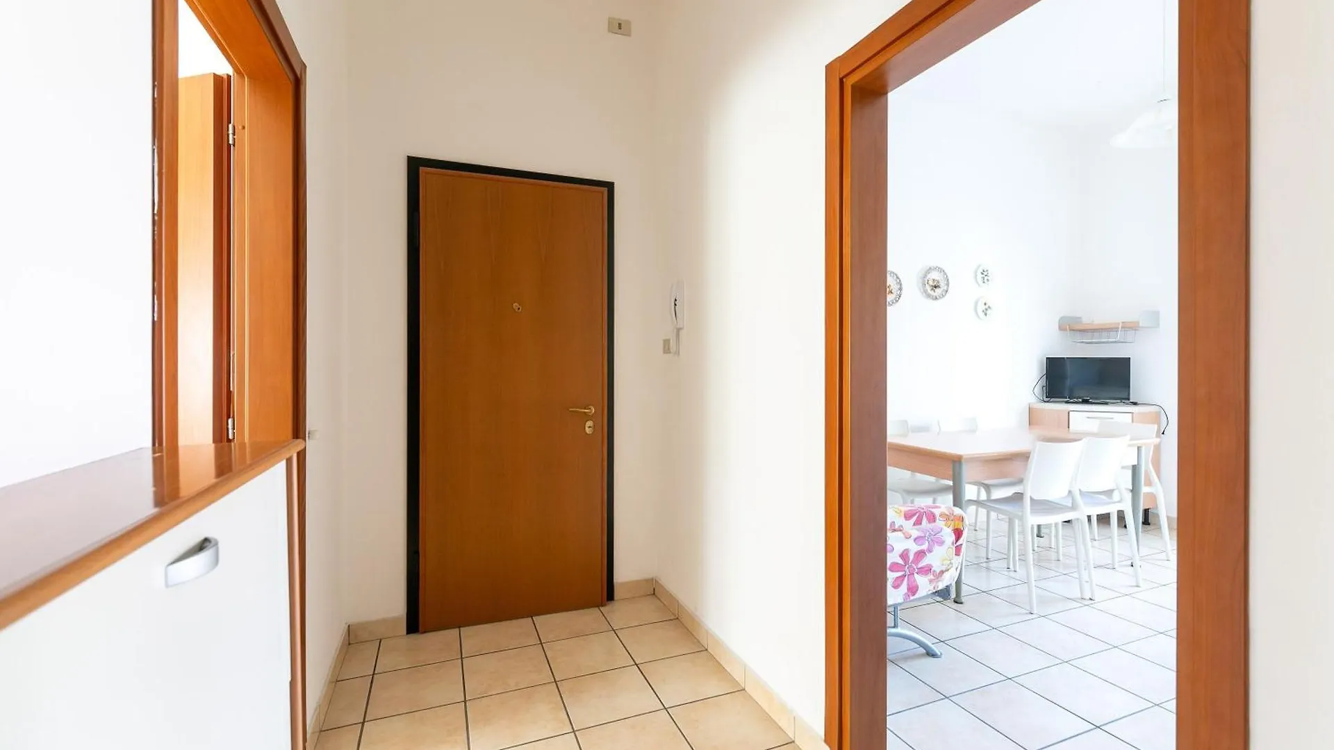 בית נופש לידו די ג'סולו Condominio Baraziol איטליה